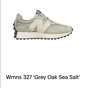 Womens 327 New Balance size 6 WORN LESS THAN 5 TIMES